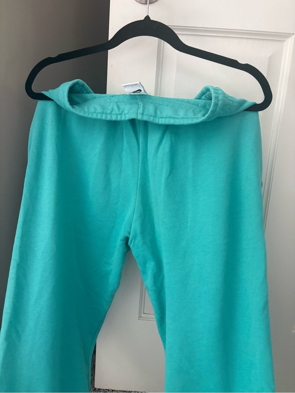 Nike Turquoise Jogger Sweatpants with White Swoosh - Picture 4 of 5